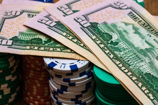 Pragmatic Play slot game interface on maxbet338 showing reels, paylines, and bonus features
